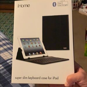 IHome Bluetooth keyboard for iPad White